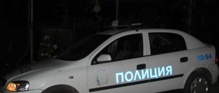 Заради висока скорост 27 годишна наниза две коли на ул. "Миньорска" в Смолян