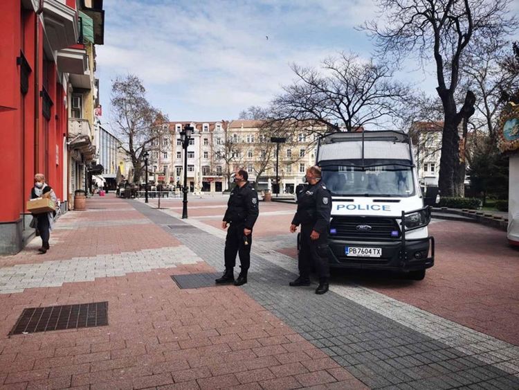 Полицията с проверки по Главната в Пловдив: Моля, без безцелни разходки!