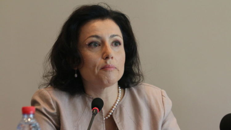 Танева обеща 30 млн. лева за нисколихвени кредити за земеделците
