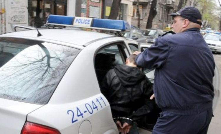 Задържаха 37-годишен, нападнал и ограбил възрастна жена пред дома й в „Орфей“