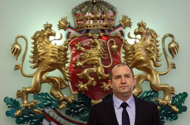 Президентът с вето на странния закон, с който се въведе затвор за нелегален превоз