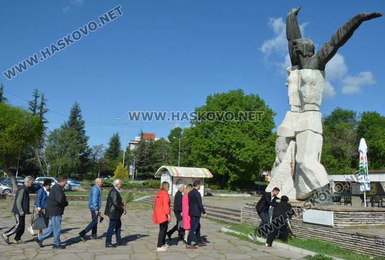 Отбелязаха Деня на победата и Деня на Европа в Хасково
