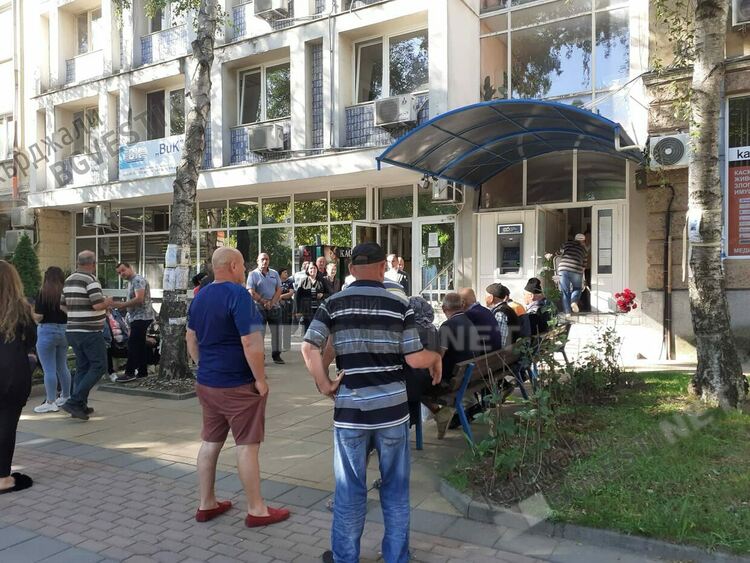 Жителите на Чуково излязоха на протест, от 10 дни нямат вода