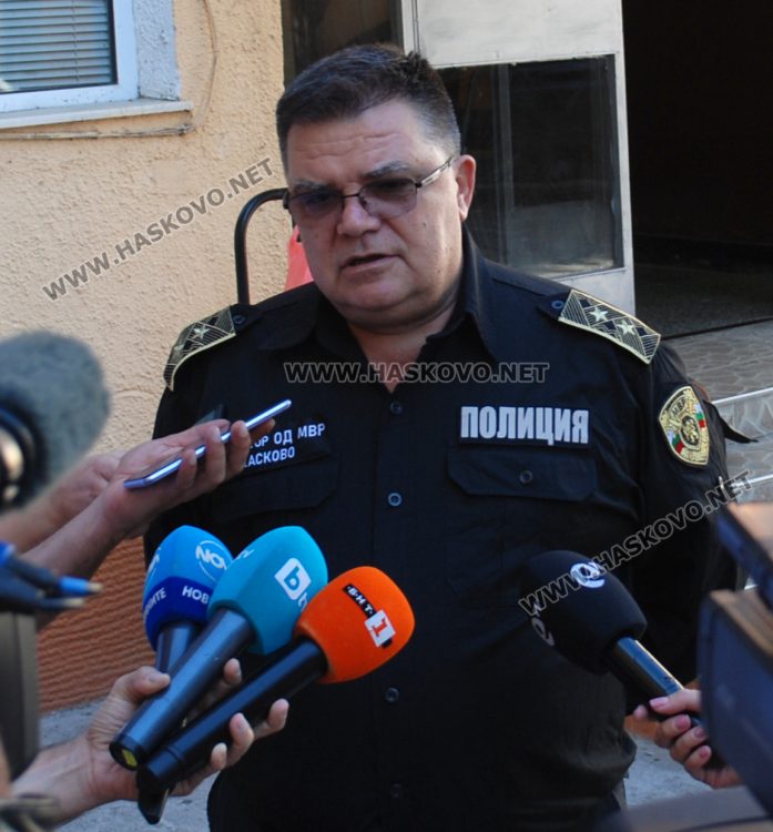 Четирима задържани за купуване на гласове и двама за незаконно пребиваване