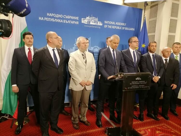 "Възраждане" обявиха кандидатите си за шефове на БНБ и на Сметната палата