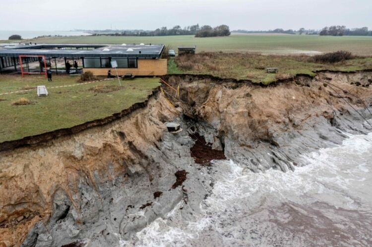 Човечеството е "опасно близо" до критичните климатични точки