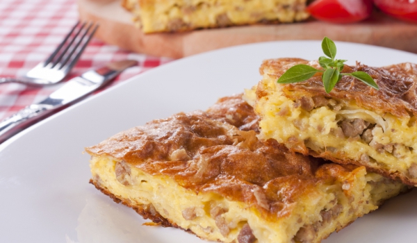 Лесна баница с шунка и гъби