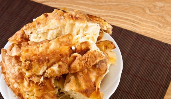 Новогодишна точена баница с късмети