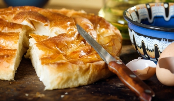 Вита баница с късмети