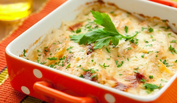 Картофи с бекон и кашкавал на фурна