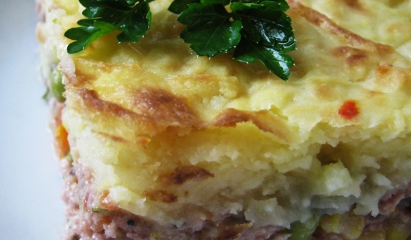 Тиквички с кайма на фурна