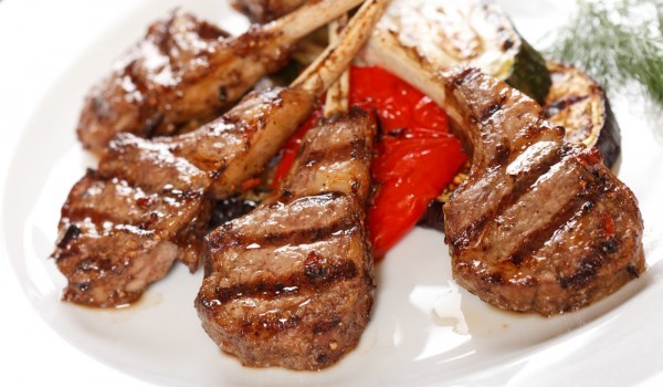 Агнешки котлети на скара