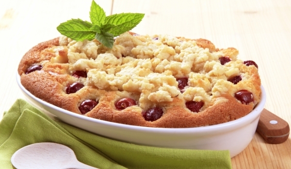 Кейк с череши и яйца